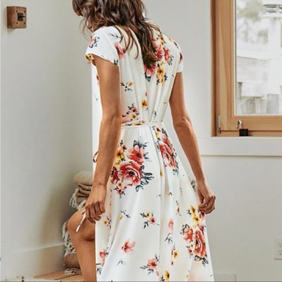 Cupshe NWT Floral White Wrap Maxi Dress - Picture 2 of 3